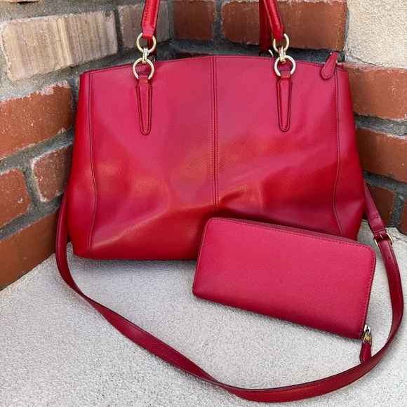 COACH❤️Large Christie Carry-All in Cardinal Red with Wallet & Scarf BUNDLE - Picture 5 of 15